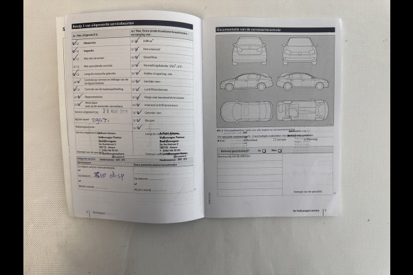 Volkswagen Touran 1.4 TSI Connected Series [ 7-pers. ] Aut. *PANO | NAVI-FULLMAP | KEYLESS | CAMERA | MICROFIBRE | BLIND-SPOT | ECC | PDC | CRUISE | MASSAGE-SEAT | COMFORT-SEATS | TOWBAR | 16''ALU*