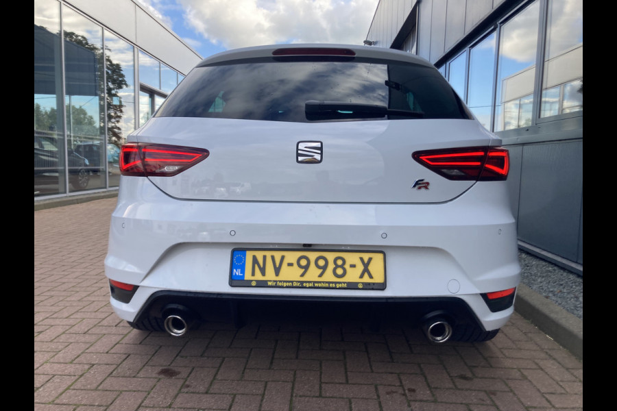 Seat Leon 1.4 TSi 150pk FR KEYLESS/CAMERA/CARPLAY/18INCH/SPORTUITLAAT