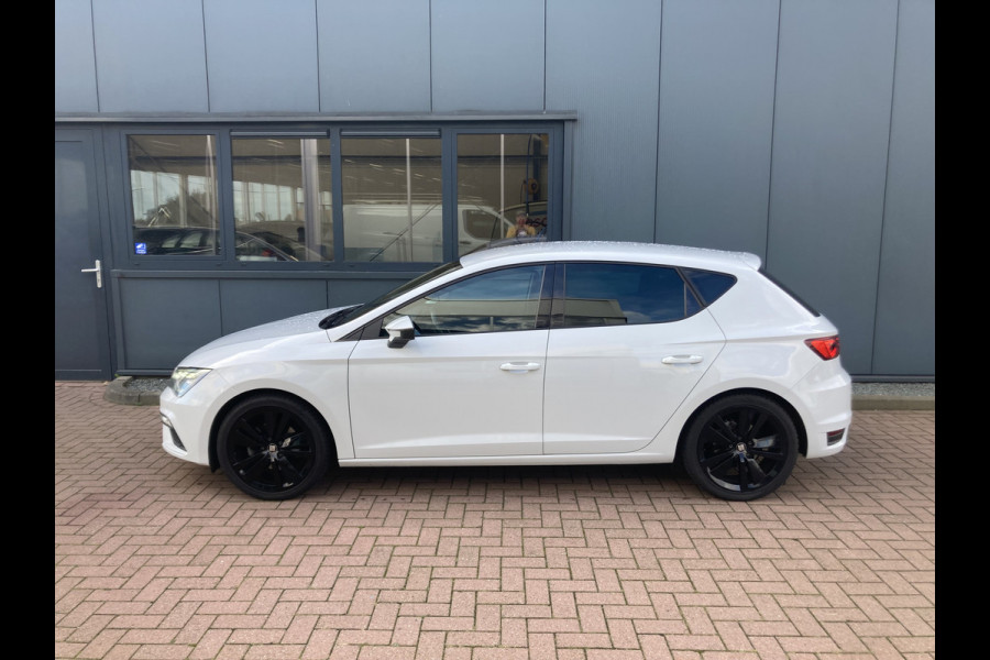 Seat Leon 1.4 TSi 150pk FR KEYLESS/CAMERA/CARPLAY/18INCH/SPORTUITLAAT