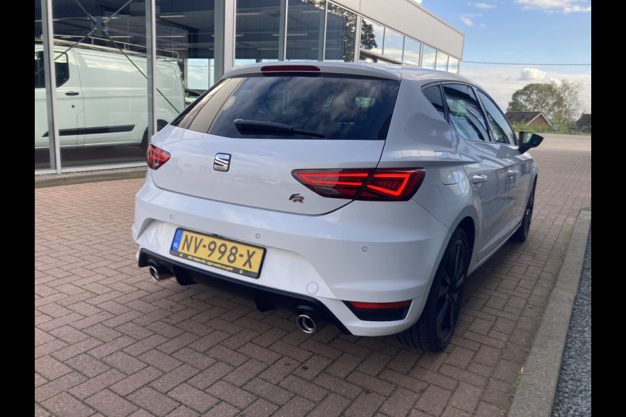 Seat Leon 1.4 TSi 150pk FR KEYLESS/CAMERA/CARPLAY/18INCH/SPORTUITLAAT