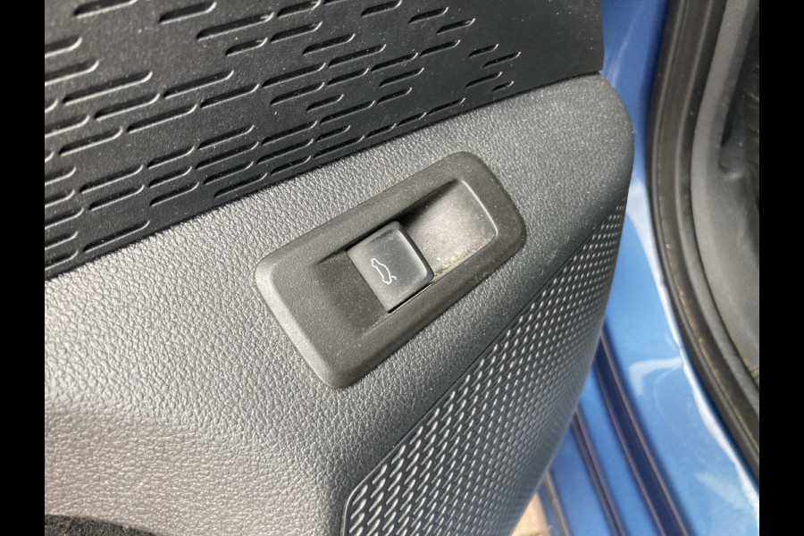 Škoda Octavia Combi 1.5 TSi 150pk First Edition KEYLESS/VIRTUAL/STOELVERW./TREKH.WEGKLAPBAAR