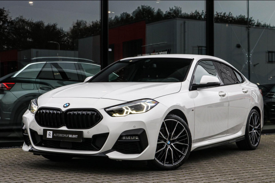 BMW 2 Serie Gran Coupé 218i M-Sport - TREKHAAK - LED - VOL!!