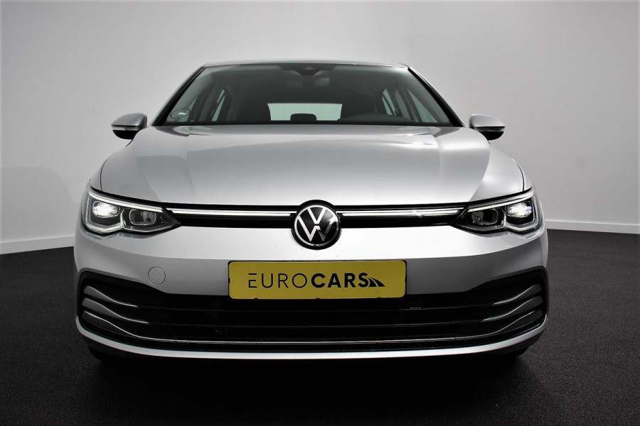 Volkswagen Golf 1.5 eTSI DSG Style | Navigatie | Adaptive Cruise Control | Lane/Side/Travel Assist | 18 Inch Lichtmetaal | Stoel/Stuur Verarming |