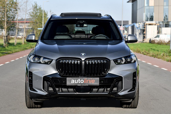 BMW X5 XDrive50e M-Sport Pro Facelift. Pano, HUD, 360 3D, ACC, Luchtv, H/K, Trekh, Stuurvw, Keyless, Dodeh, Sfeer!