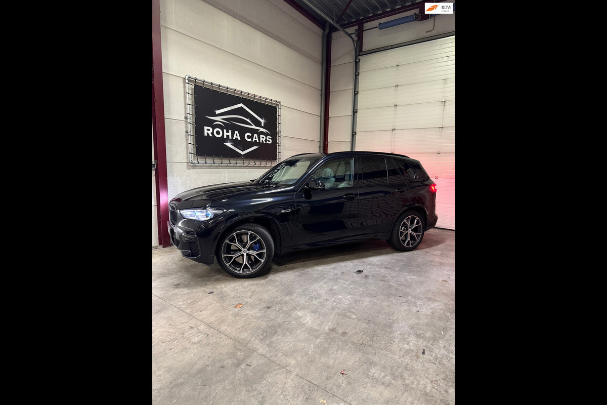 BMW X5 XDrive45e High Executive M pano hud sfeer