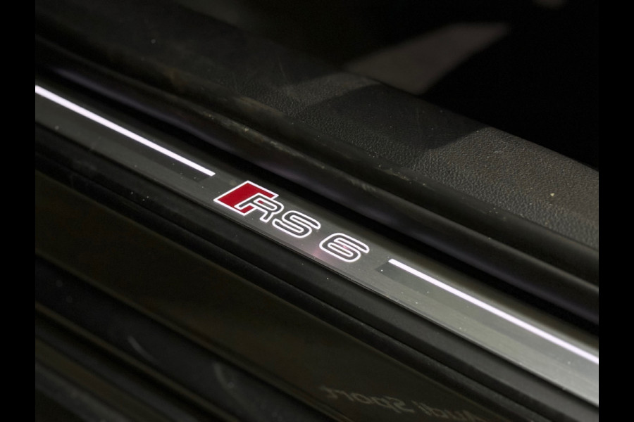 Audi RS6 quattro PANO, 4WS, Carbon (Fabrieks garantie tot 2026)