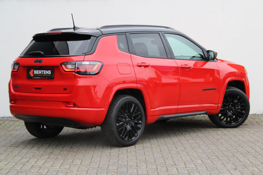 Jeep Compass 4xe 240 Plug-in Hybrid Electric S | Stoelverkoeling | Leder | Alpine Sound