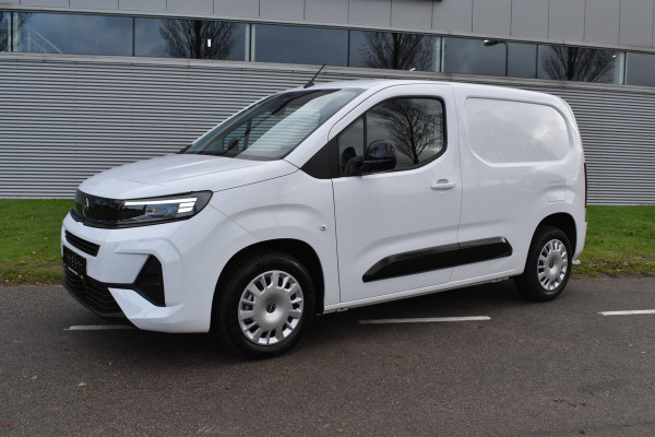 Opel Combo 1.2 PureTech 110 S&S L1 Benzine Navigatie