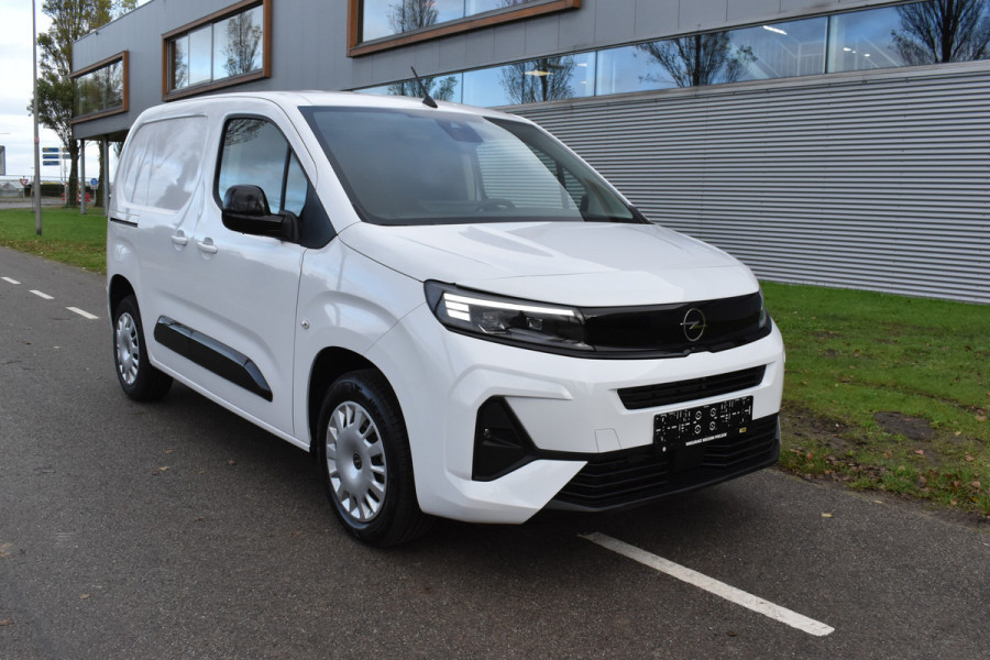 Opel Combo 1.2 PureTech 110 S&S L1 Benzine Navigatie