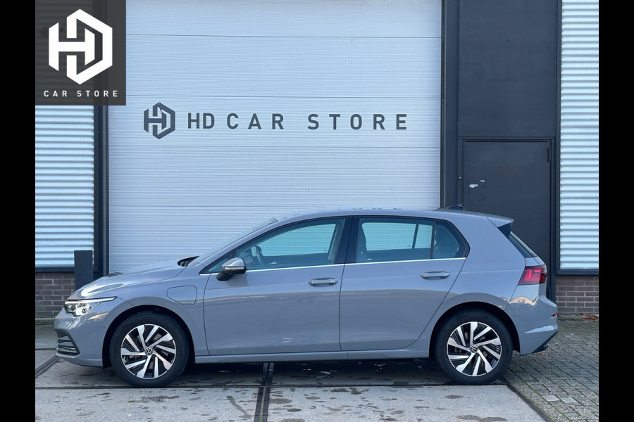 Volkswagen Golf 1.4 eHybrid IQ Light Memory|Sfeer|Virtual|DEALER ONDERHOUDEN