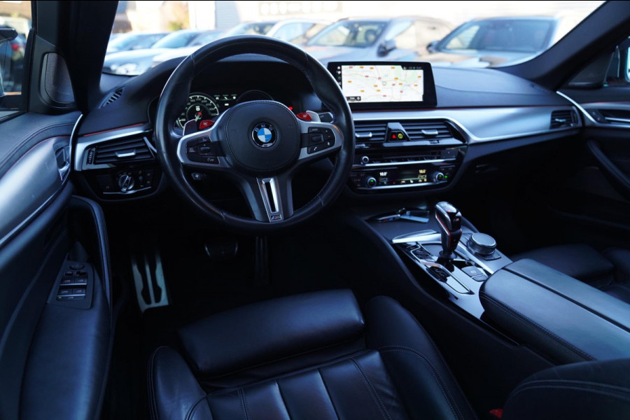 BMW 5 Serie M5 | Carbon | Harman/Kardon | Dealer onderhouden | Sfeerverlichting | Donington Grau | 600PK | NAP | Origineel NL |