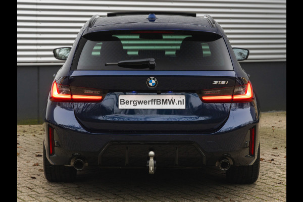 BMW 3 Serie Touring 318i M-Sport - Pano - Trekhaak - ACC - Widescreen - Hifi