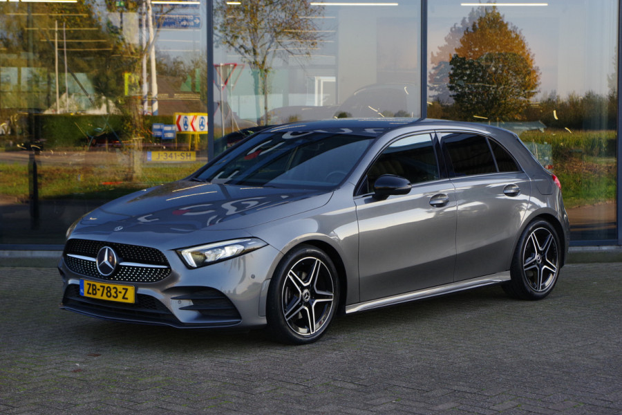 Mercedes-Benz A-Klasse 180 136 PK Automaat Business Solution AMG Night Upgrade, Groot-Navigatie, LED, Stoelverwarming