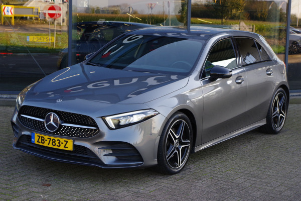 Mercedes-Benz A-Klasse 180 136 PK Automaat Business Solution AMG Night Upgrade, Groot-Navigatie, LED, Stoelverwarming