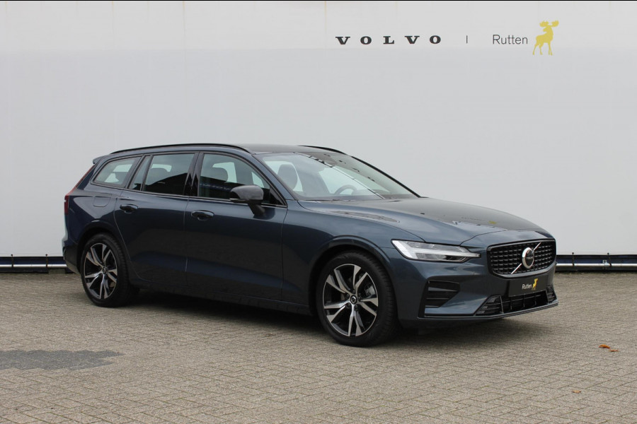 Volvo V60 B4 197pk automaat Plus Dark / Dode hoekherkenning (BLIS) / Adaptive cruise control / Google infotainment incl navigatie / Semi elektrische wegklapbare trekhaak /