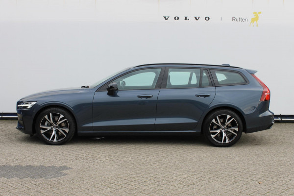 Volvo V60 B4 197pk automaat Plus Dark / Dode hoekherkenning (BLIS) / Adaptive cruise control / Google infotainment incl navigatie / Semi elektrische wegklapbare trekhaak /