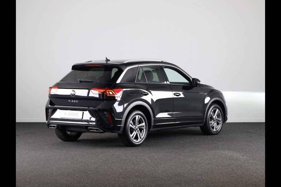 Volkswagen T-Roc 1.5 TSI R-Line 150 pk Automaat (DSG) | Navigatie | Parkeersensoren (Park assist) | Achteruitrijcamera | Adaptieve cruise control | Stoelverwarming |