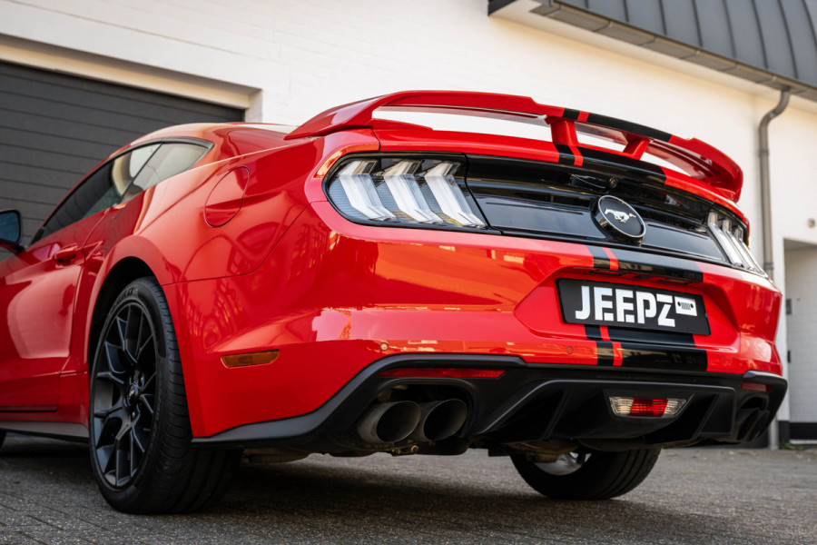 Ford Mustang Fastback 2.3 EcoBoost (EU Model) - Performance & Custom Pack - Sportuitlaat - Achterspoiler - Leder - 290 pk