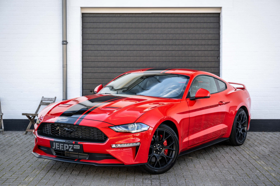 Ford Mustang Fastback 2.3 EcoBoost (EU Model) - Performance & Custom Pack - Sportuitlaat - Achterspoiler - Leder - 290 pk