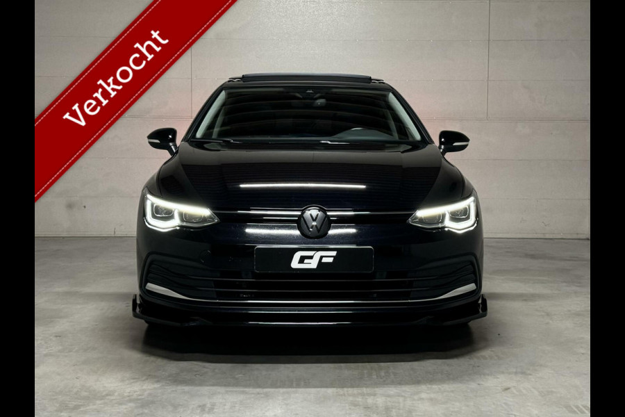 Volkswagen Golf 1.5 eTSI FirstEdition Pano Sfeer Carplay NAP