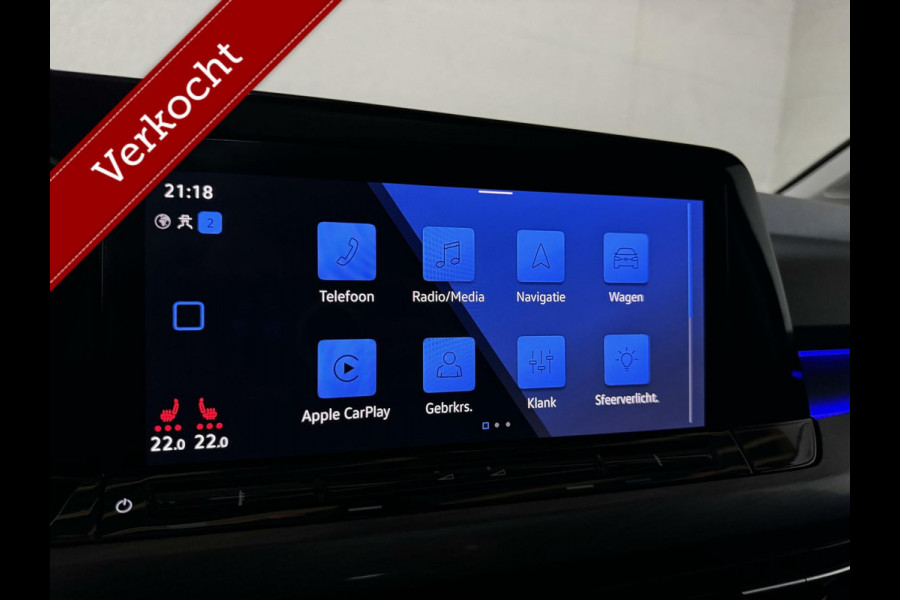 Volkswagen Golf 1.5 eTSI FirstEdition Pano Sfeer Carplay NAP