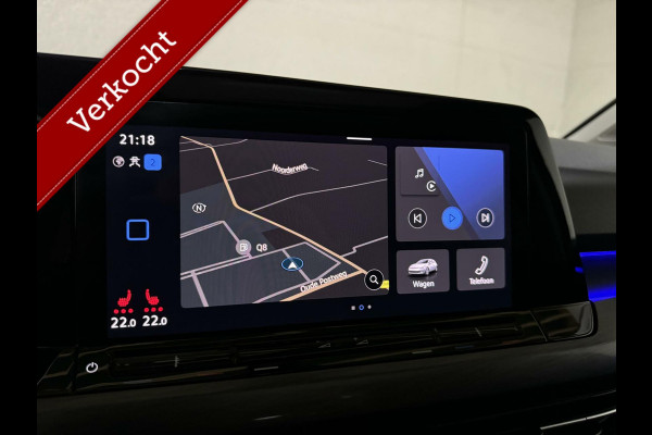 Volkswagen Golf 1.5 eTSI FirstEdition Pano Sfeer Carplay NAP