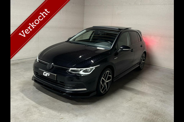 Volkswagen Golf 1.5 eTSI FirstEdition Pano Sfeer Carplay NAP