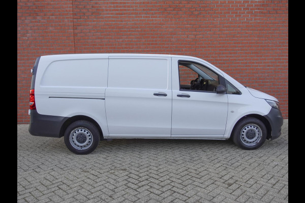 Mercedes-Benz Vito 111 CDI Lang XXL Airco 3zits Radio Bluetooth