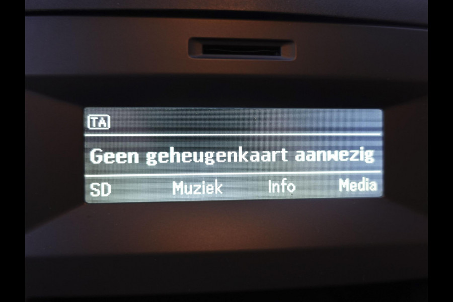 Mercedes-Benz Vito 111 CDI Lang XXL Airco 3zits Radio Bluetooth