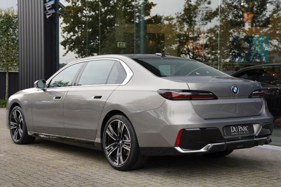 BMW 7 Serie 740d X-Drive Nl-Auto