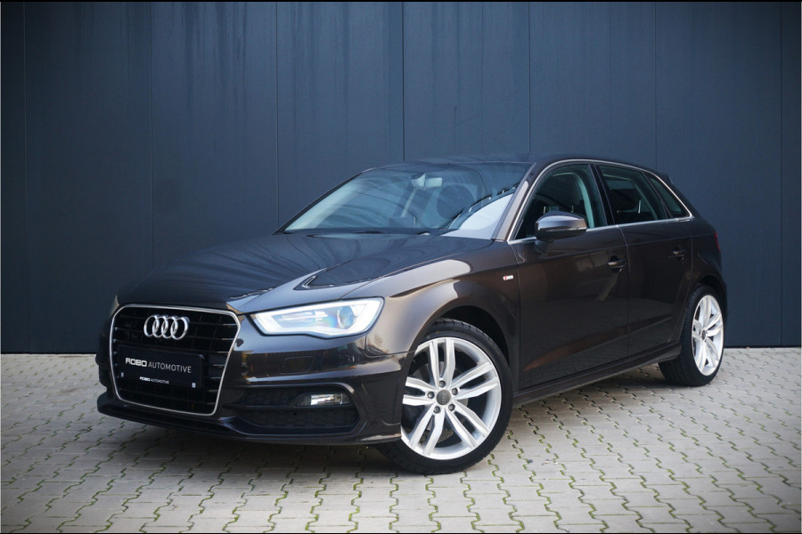 Audi A3 Sportback 1.2 TFSI Adrenalin | S-Line | 5Drs. | Navigatie | Cruise Control | Xenon | Bluetooth | Climate Control | Airco | LM. Velgen | Nette Staat |