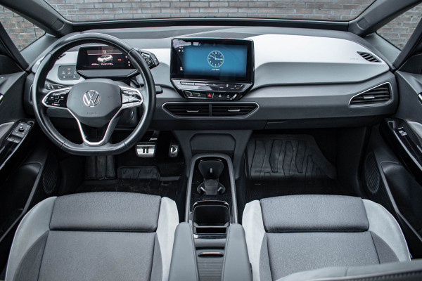 Volkswagen ID.3 Tour Pro S 77 kWh Subsidie mogelijk | Matrix | Massagestoelen | 19"