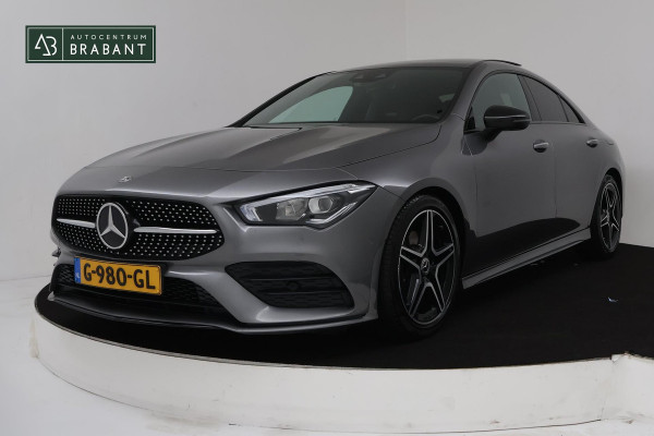 Mercedes-Benz CLA-Klasse 180 Business Solution AMG (PANO, SFEERVERLICHTING, NAVI, PDC, CAMERA, CRUISE, NL-AUTO, GOED ONDERHOUDEN)