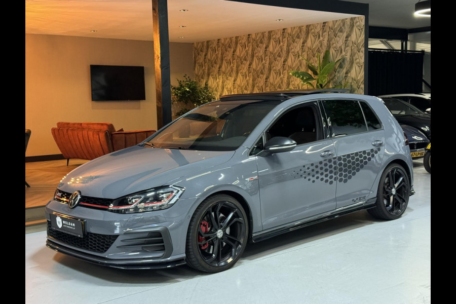 Volkswagen Golf 2.0 TSI GTI TCR 11-2019 Garantie Pano Keyless Akra Lane Ass ACC Blind Spot Camera Navi Carplay Rijklaar