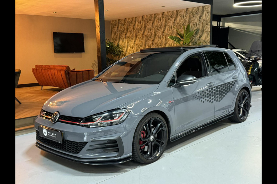 Volkswagen Golf 2.0 TSI GTI TCR 11-2019 Garantie Pano Keyless Akra Lane Ass ACC Blind Spot Camera Navi Carplay Rijklaar