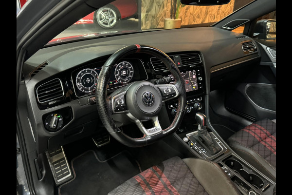 Volkswagen Golf 2.0 TSI GTI TCR 11-2019 Garantie Pano Keyless Akra Lane Ass ACC Blind Spot Camera Navi Carplay Rijklaar