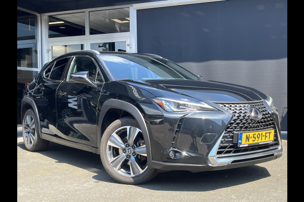 Lexus UX 250h Executive Line CLIMA / CRUISE / NAVI