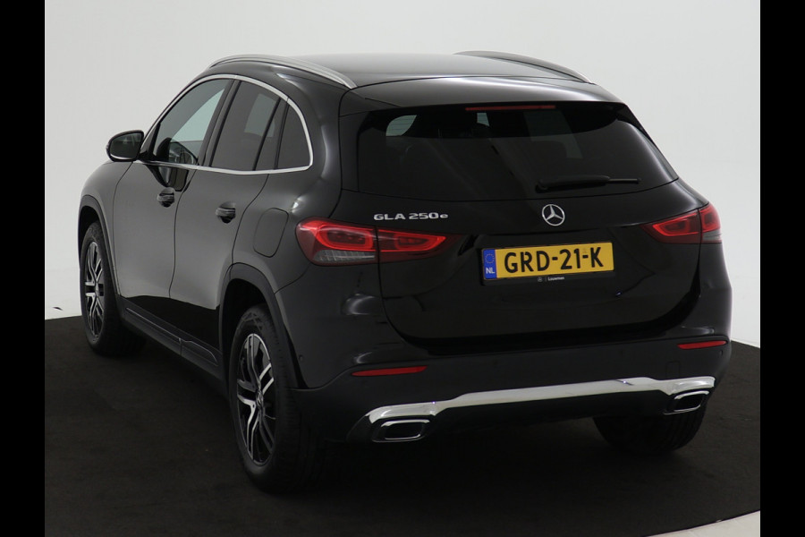 Mercedes-Benz GLA 250 e Plug-In Hybride | Stoelverwarming | Led koplampen |  Apple CarPlay | Navigatie | Inclusief 24 maanden MB Certified garantie voor Europa.