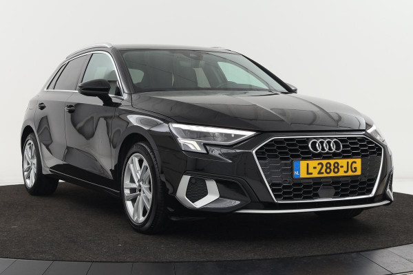 Audi A3 Sportback 30 TFSI Business edition | Adaptive Cruise | Stoelverwarming | Trekhaak | Carplay | Full LED | PDC | Navigatie