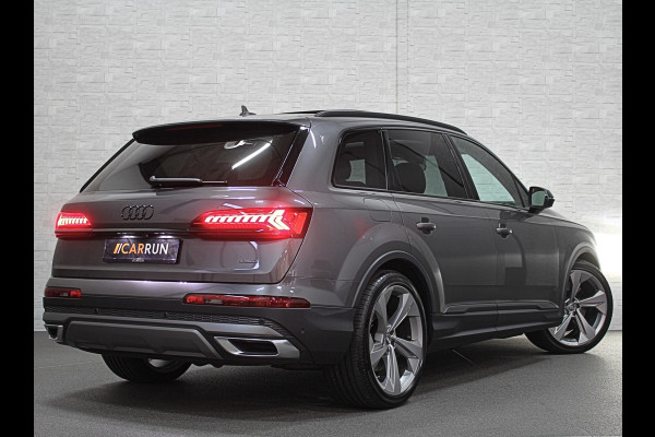 Audi Q7 55 TFSI e Quattro | ACC | Panorama | Massage | Stoelventilatie | Head-Up | Luchtvering | Trekhaak | LED-Matrix | Memory | Leder | Standkachel | Dodehoek | Camera | Draadloos Laden | Virtual Cockpit |