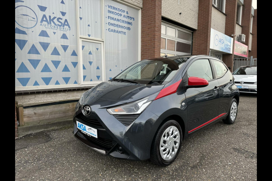 Toyota Aygo 1.0 VVT-i x-play 72pk Automaat/Camera/CarPlay/Garantie/Bluetooth/