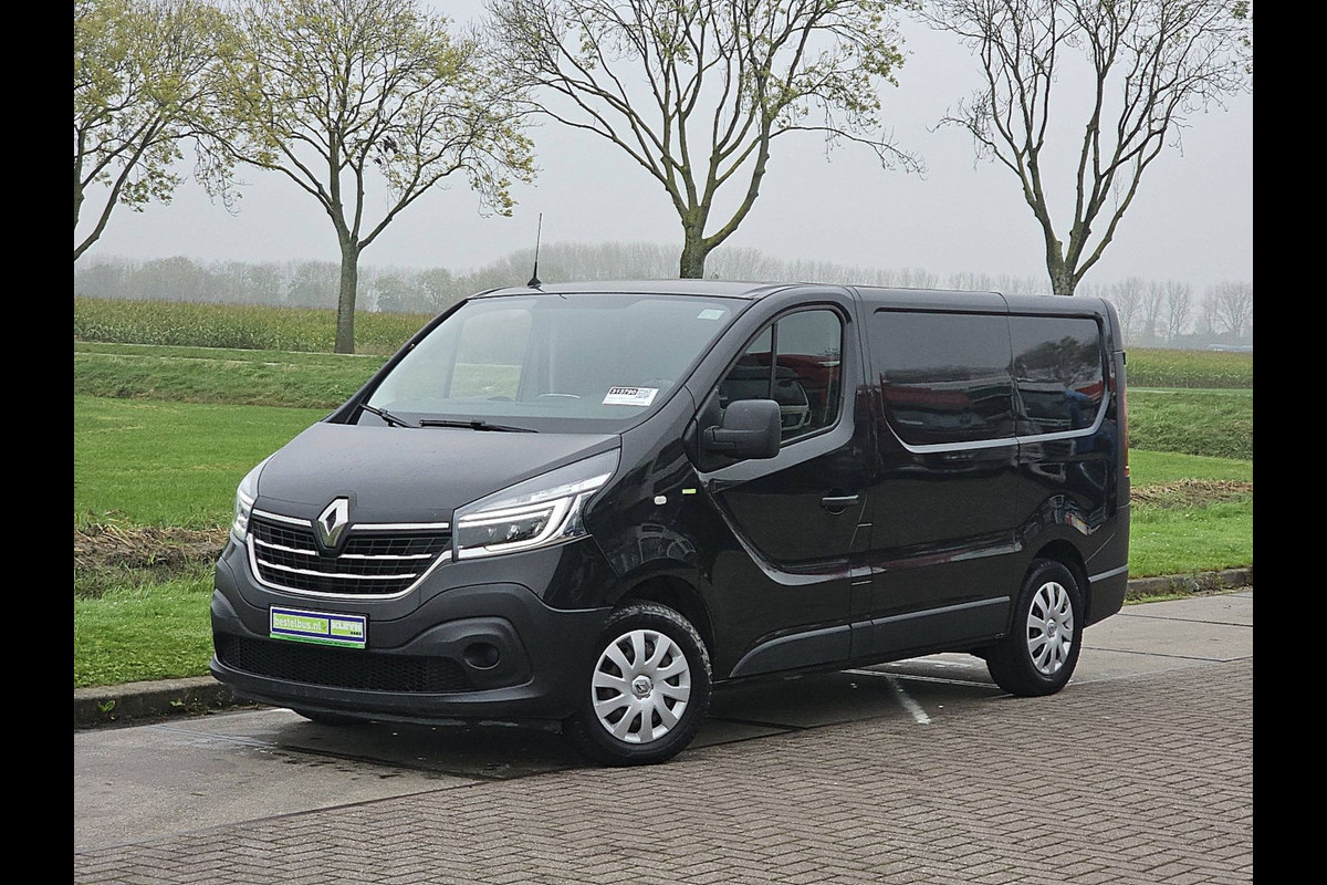 Renault Trafic 2.0 dCi L1H1 LED Euro6 Airco Trekhaak 3-Zits 120Pk 1e Eigenaar!