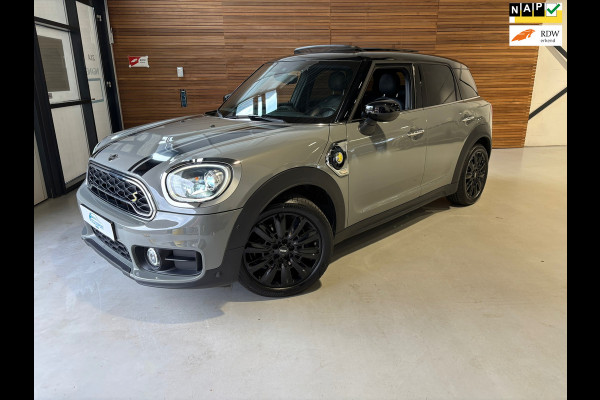 MINI Countryman 1.5 Cooper S E ALL4 Chili Hybrid | PANO | Ambient | Camera | Climatronic | Full LED | Bluetooth | NAVI |