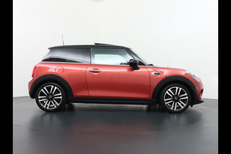 MINI Mini 1.5 Cooper Summer Red Edition VAN 24.900 VOOR 22.877 EINDEJAARSVOORDEEL 2.023 | PANORAMADAK