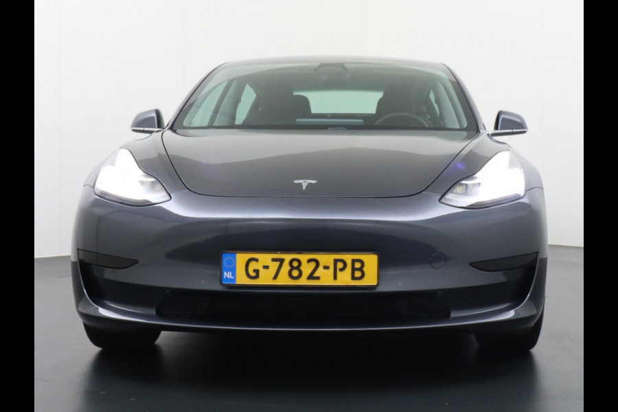 Tesla Model 3 Standard RWD Plus 60 kWh VAN: 25.900,- VOOR 19.770,- EINDEJAARSVOORDEEL: 6.130,- | TREKHAAK MET 1000KG TREKGEW.