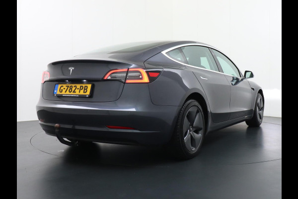 Tesla Model 3 Standard RWD Plus 60 kWh VAN: 25.900,- VOOR 19.770,- EINDEJAARSVOORDEEL: 6.130,- | TREKHAAK MET 1000KG TREKGEW.