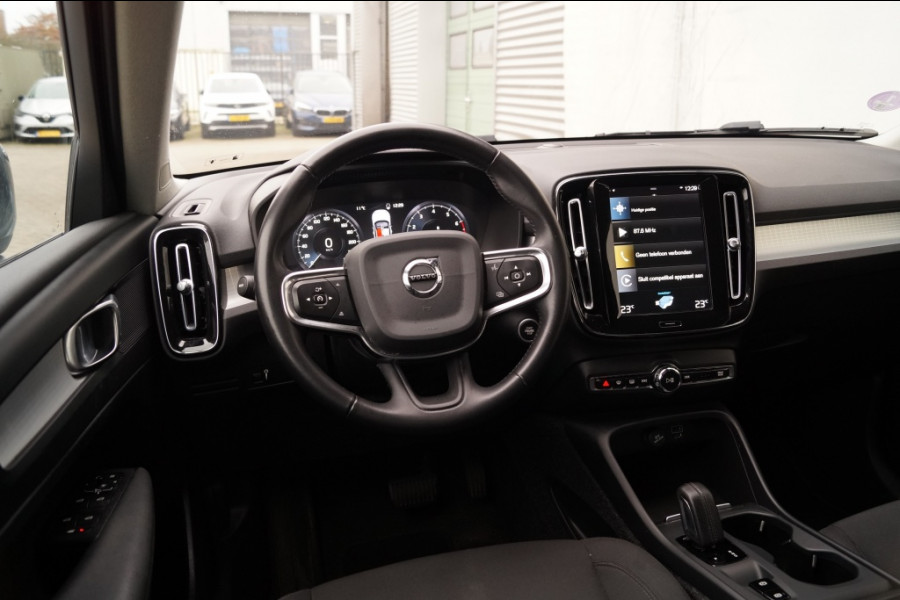 Volvo XC40 1.5 T2 Automaat Business Pro -NAVI-LED-ECC-PDC-