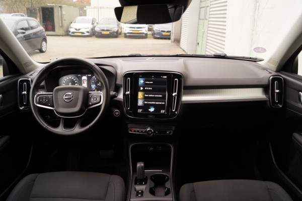 Volvo XC40 1.5 T2 Automaat Business Pro -NAVI-LED-ECC-PDC-