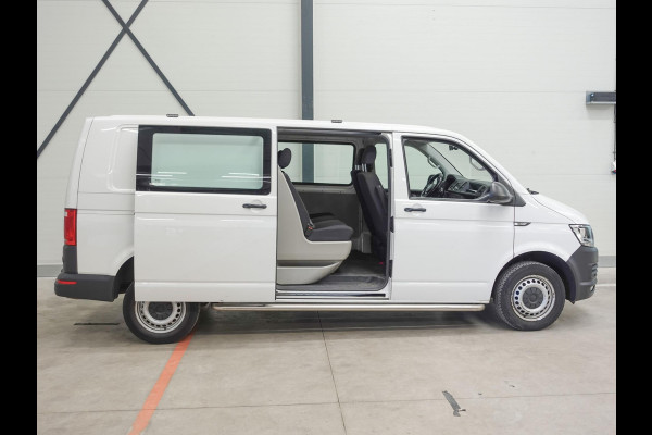 Volkswagen Transporter L2 Dubbele cabine Automaat 150PK Navi Trekhaak Cruisecontrol Airco