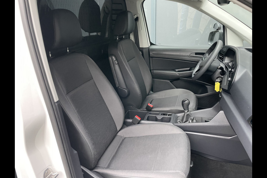 Volkswagen Caddy Cargo 2.0 TDI Comfort met achterklep / Climate control / Cruise control / Park.Sensoren achter / zijschuifdeur rechts / tussenschot volledig